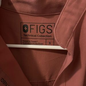 Figs Mandarin Collar Scrub Top Mauve Size Small worn less than 10 times like new